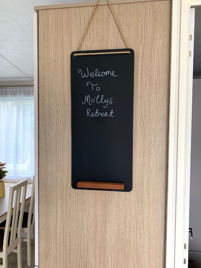 Mollys Retreat Pet Friendly Three Bed Caravan With Small Garden Newquay Bay Resort Quieter Area Of Park Εξωτερικό φωτογραφία